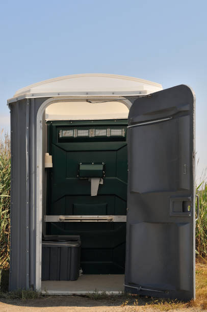 Best Portable restroom trailer rental  in Springhill, LA